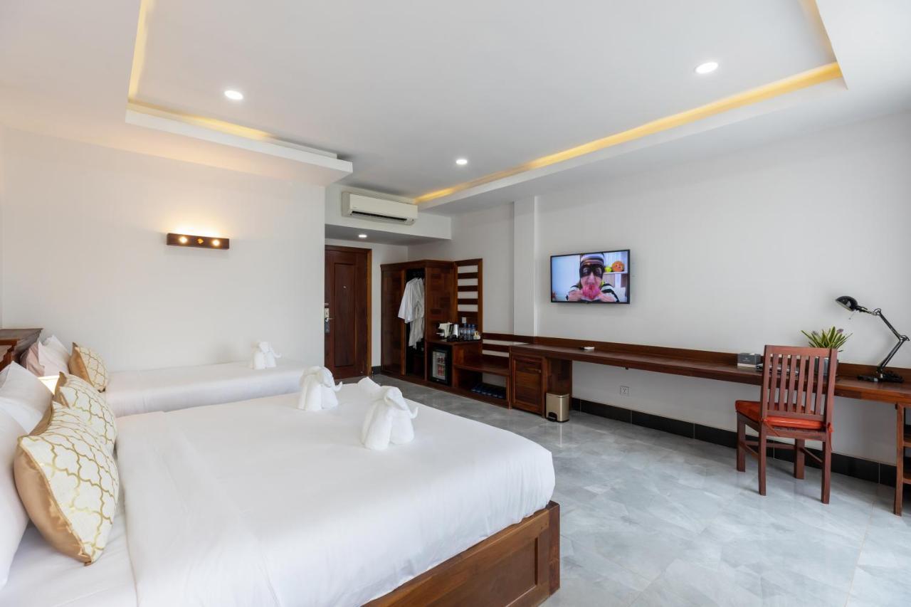 Blanc Smith Hotel Siem Reap Bagian luar foto