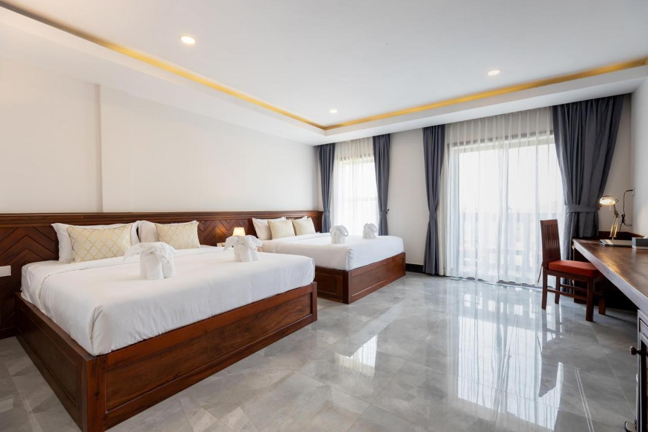 Blanc Smith Hotel Siem Reap Bagian luar foto