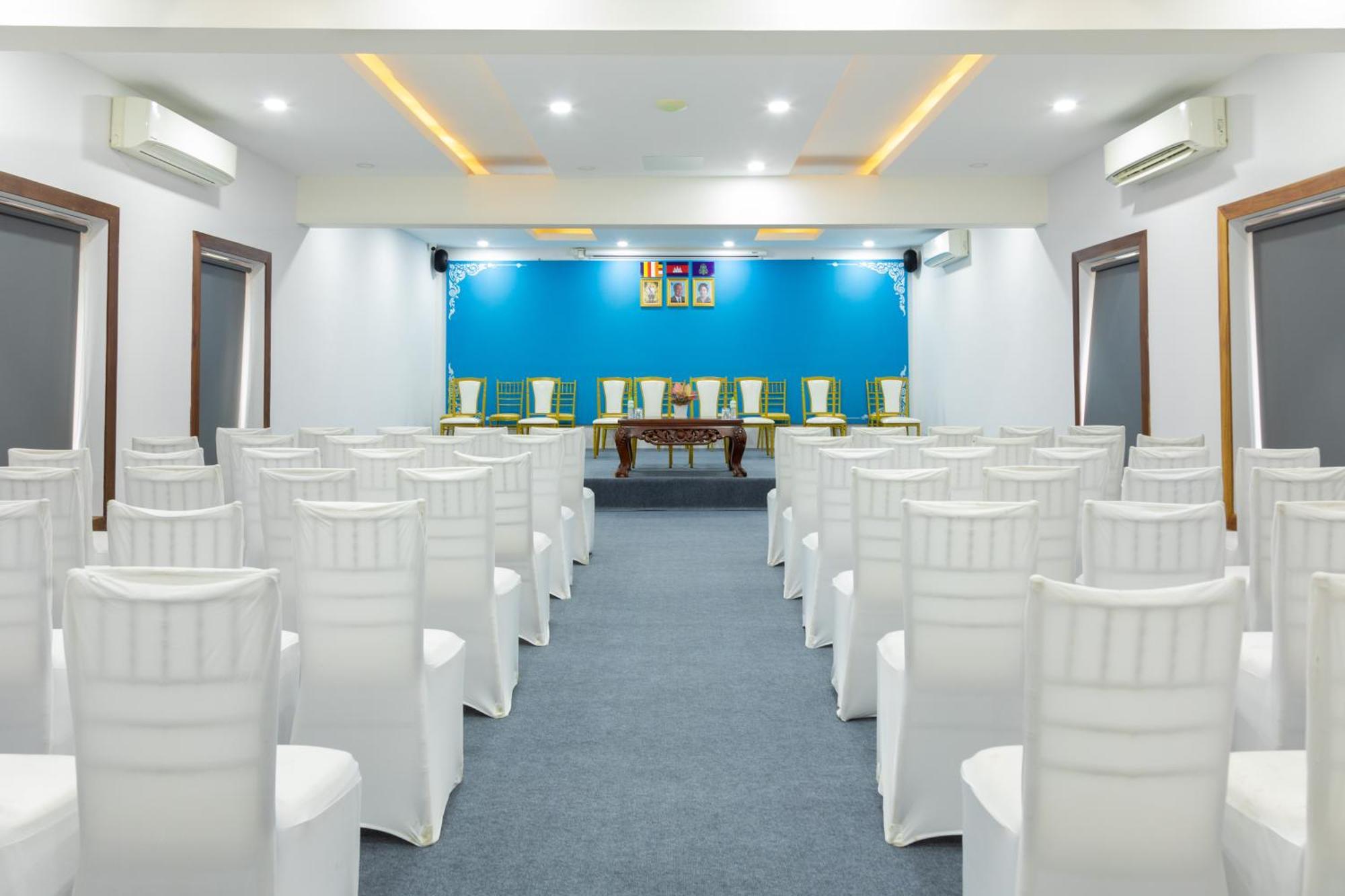 Blanc Smith Hotel Siem Reap Bagian luar foto