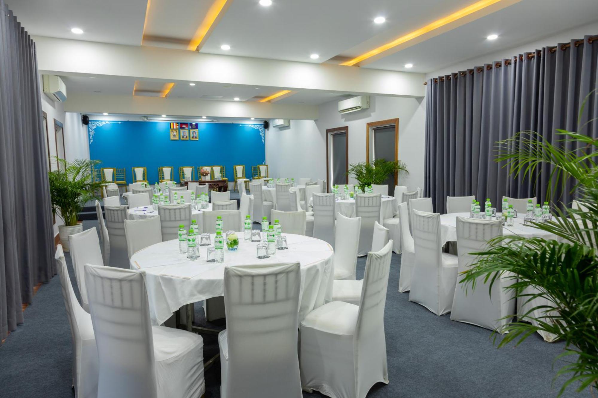 Blanc Smith Hotel Siem Reap Bagian luar foto