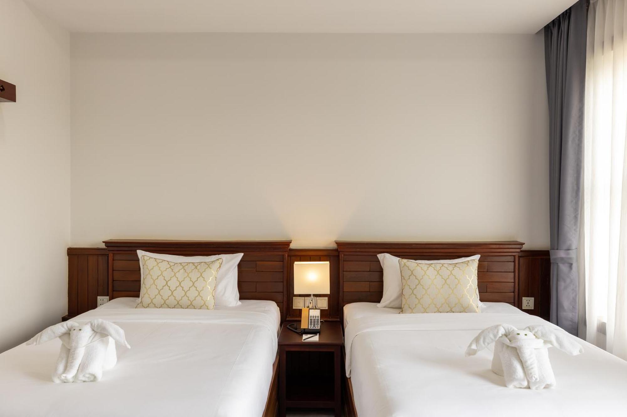Blanc Smith Hotel Siem Reap Bagian luar foto
